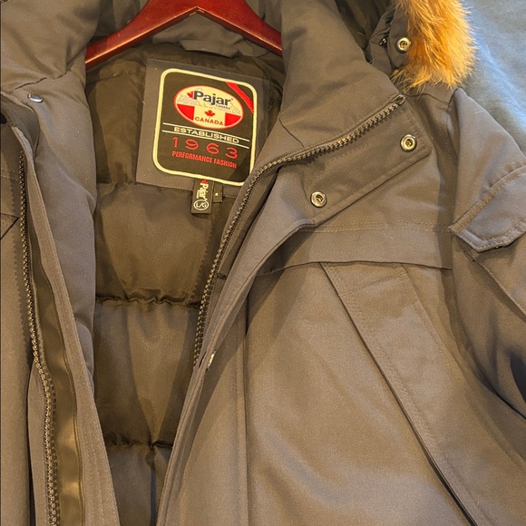 Pajar Men's Black Puffer Jacket with Fur Hood - Picture 8 of 10